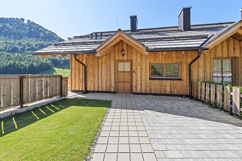 Web_PMP112-AN-23349-Top 7-03 (1)14